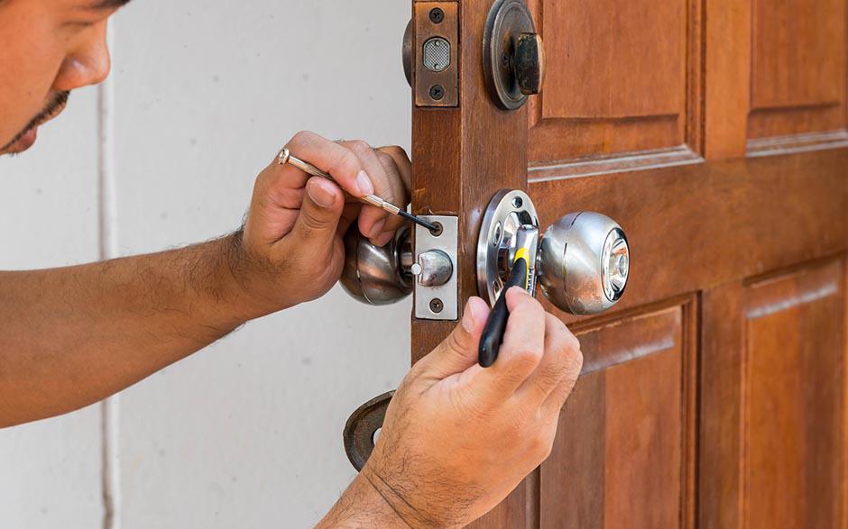 changement de serrure porte blindée Avon